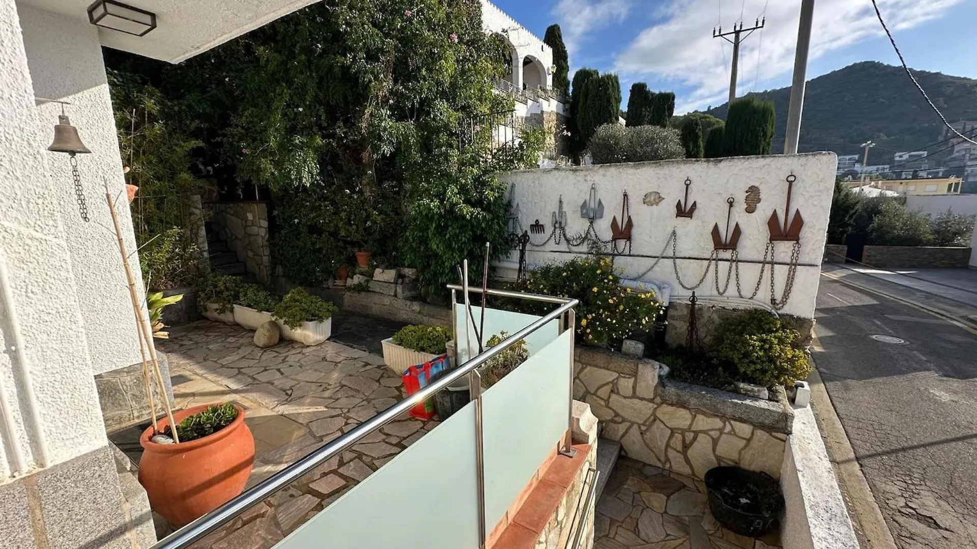 Bonito Apartamento Cerca De La Playa Con Gran Terraza Av-04 Roses