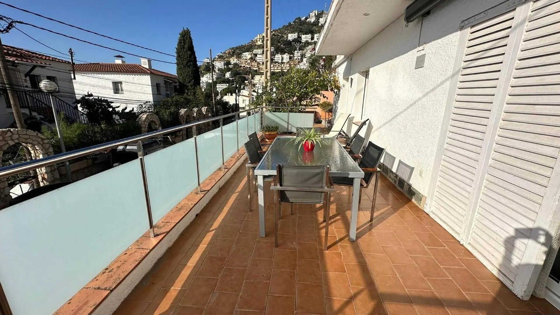 Bonito Apartamento Cerca De La Playa Con Gran Terraza Av-04 Roses Daire